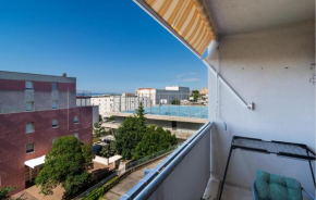 Beautiful Apartment In Split With Wifi